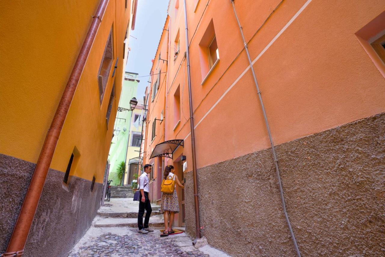 Hotel Casa Mirto Bosa Exterior foto